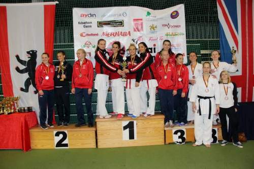 banzai 2013-0226.JPG --- erstellt mit toms-galerie V1.3 - www.tomshaus.de